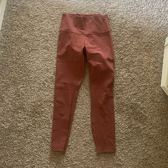 LULULEMON LEGGINGS 25" - Picture 3 of 3